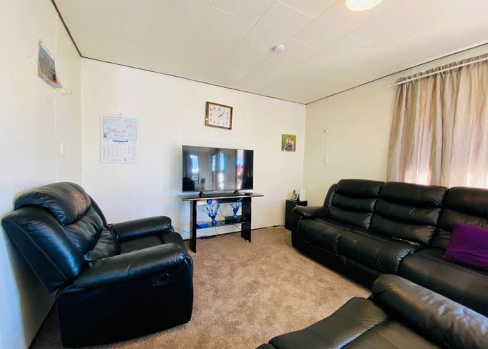  at 1/11 Nearco Street, Manurewa, Manukau City, Auckland