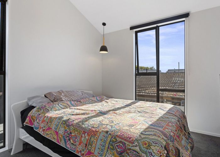  at 1/42 Dickens Street, Addington, Christchurch City, Canterbury