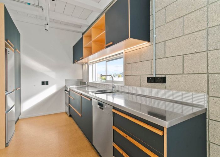  at 26 Aroha Avenue, Sandringham, Auckland City, Auckland