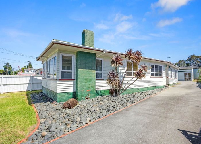  at 43 Wedgwood Avenue, Mangere East, Manukau City, Auckland