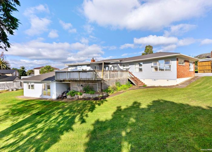  at 19 Trimmer Terrace, Papatoetoe, Auckland