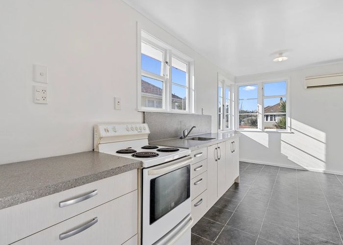  at 35 Paul Crescent, Fairfield, Hamilton, Waikato