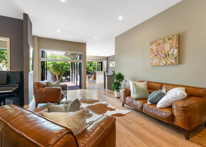  at 55 Hattaway Avenue, Bucklands Beach, Manukau City, Auckland