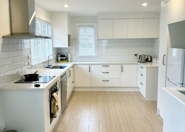  at 15B Rishworth Avenue, Stanmore Bay, Whangaparaoa
