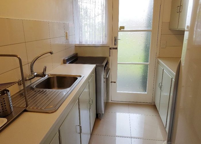  at 8/13 Seaview Tce, Mount Albert, Auckland City, Auckland