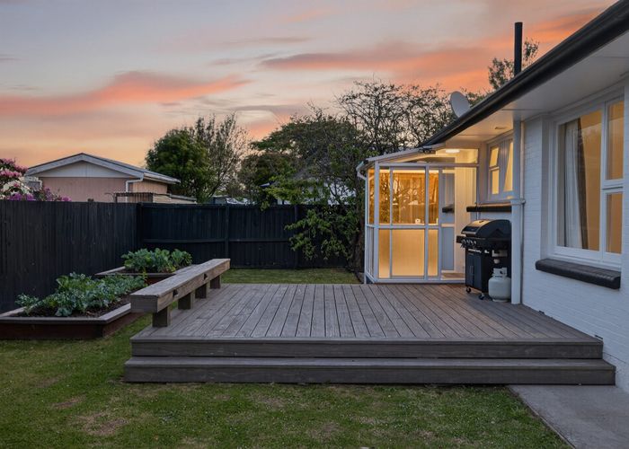  at 100 Avondale Road, Avondale, Christchurch