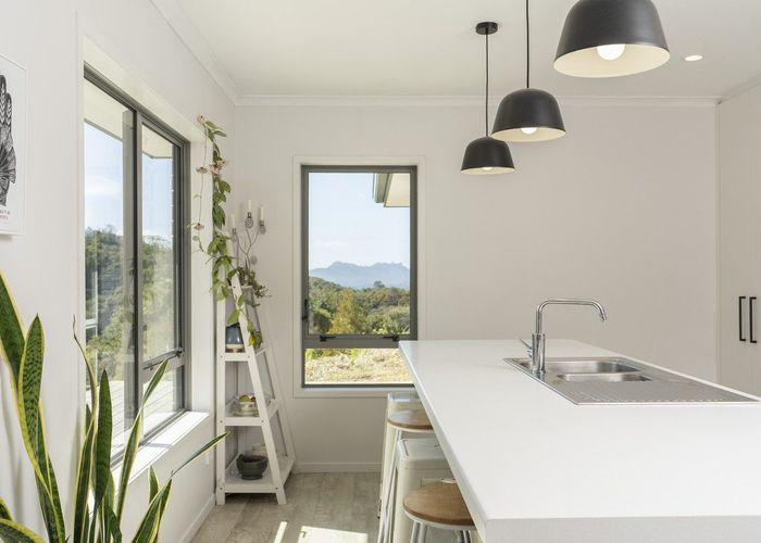  at 33 Ngapuke Lane, Onerahi