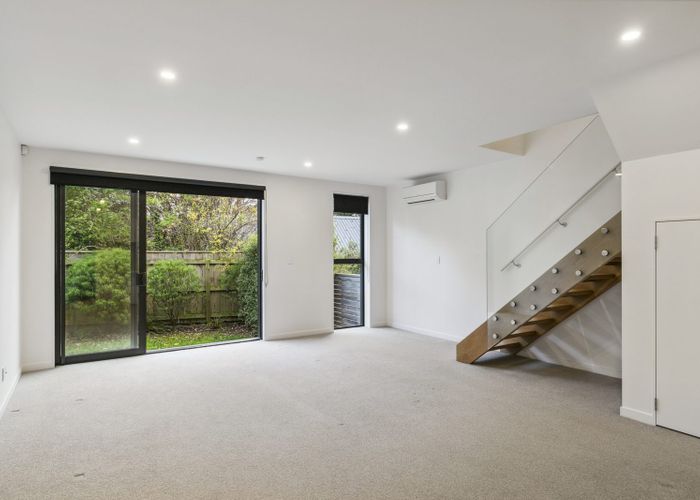  at 16/80 Seatoun Heights Road, Seatoun, Wellington