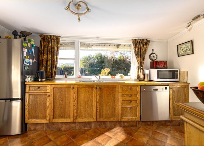  at 42 Gray Street, Fairlie