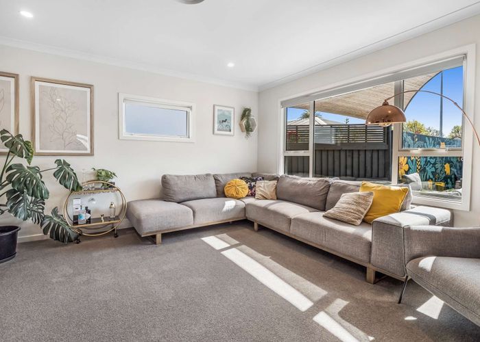 at 14 Centaurus Road, Cashmere, Christchurch City, Canterbury