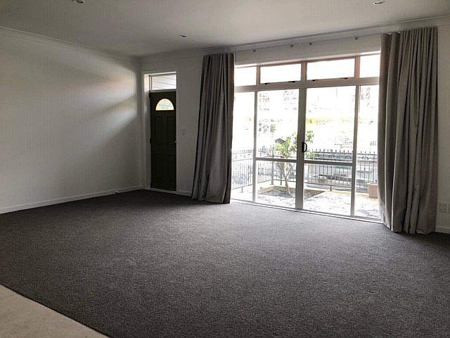  at 4/44 Carlos Drive, Flat Bush, Manukau City, Auckland
