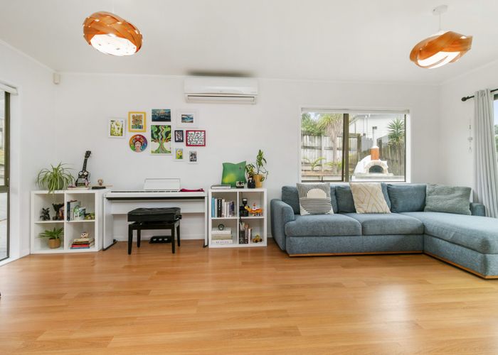  at 1/164B Titirangi Road, New Lynn, Auckland