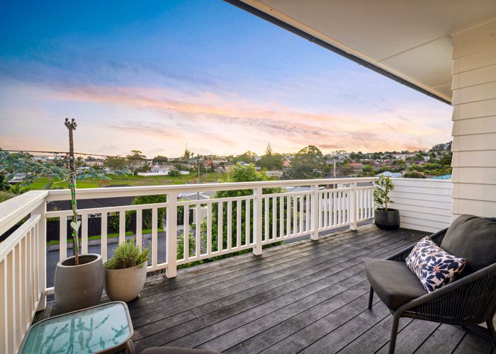  at 70 Selwyn Crescent, Forrest Hill, North Shore City, Auckland