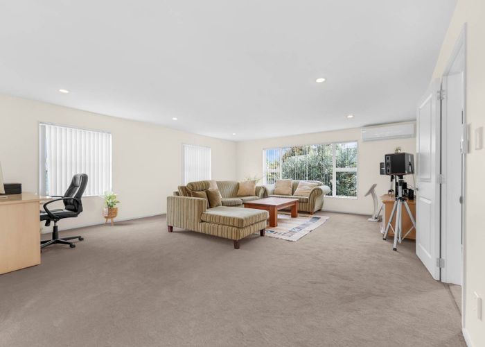  at 74A Priestley Drive, Bucklands Beach, Manukau City, Auckland