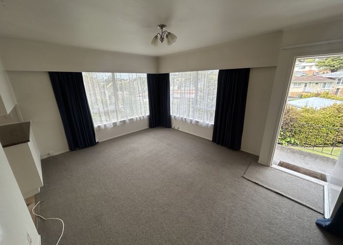  at 2/16A Diana Drive, Glenfield, North Shore City, Auckland
