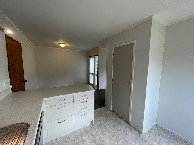  at 3/8 Shakespeare Road, Milford, Auckland