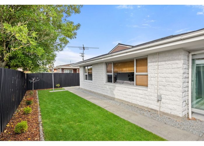  at 2/95 Cheyenne Street, Sockburn, Christchurch