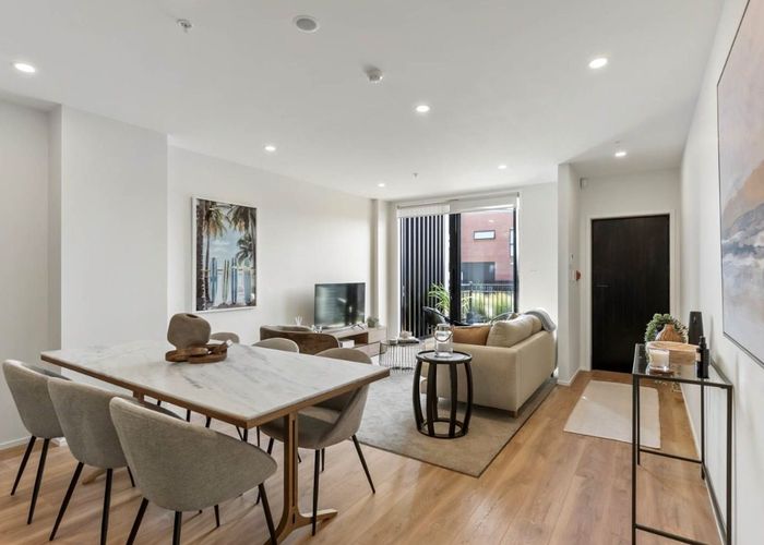  at 5/18 Karengo Street, Long Bay, North Shore City, Auckland
