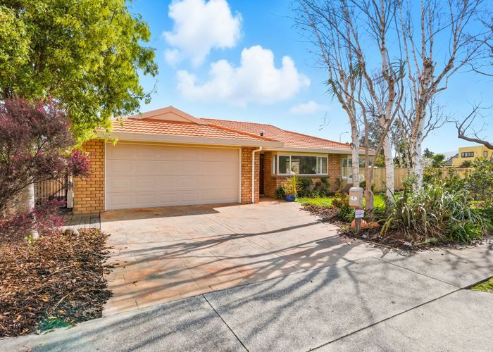  at 2 Leigh Place, Paraparaumu Beach, Kapiti Coast, Wellington