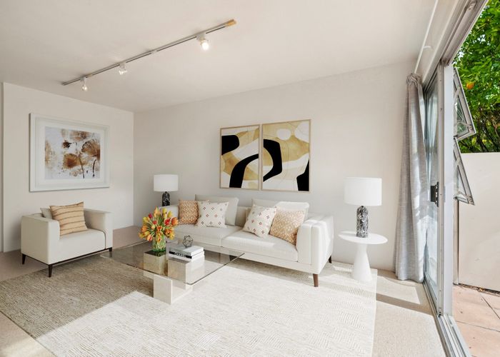  at 2/116 Wellington Street, Freemans Bay, Auckland