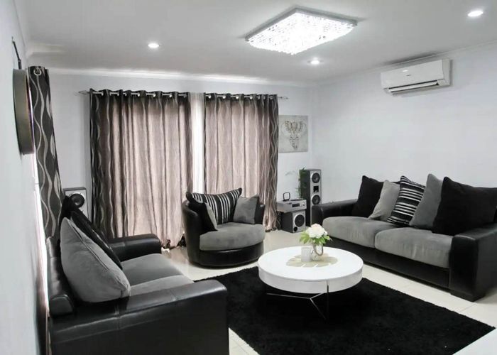  at 22 Ashmere Lane, Weymouth, Manukau City, Auckland