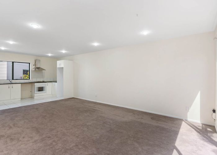  at 10/1 Briar Way, New Lynn, Auckland