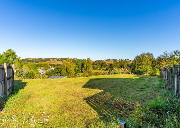  at 10 Skelton Crescent, Paparoa, Kaipara, Northland