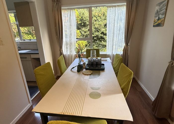  at 4/29 Simkin Ave, Saint Johns, Auckland City, Auckland