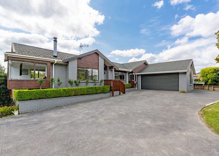  at 7 Sunny Crescent, Huapai, Kumeu