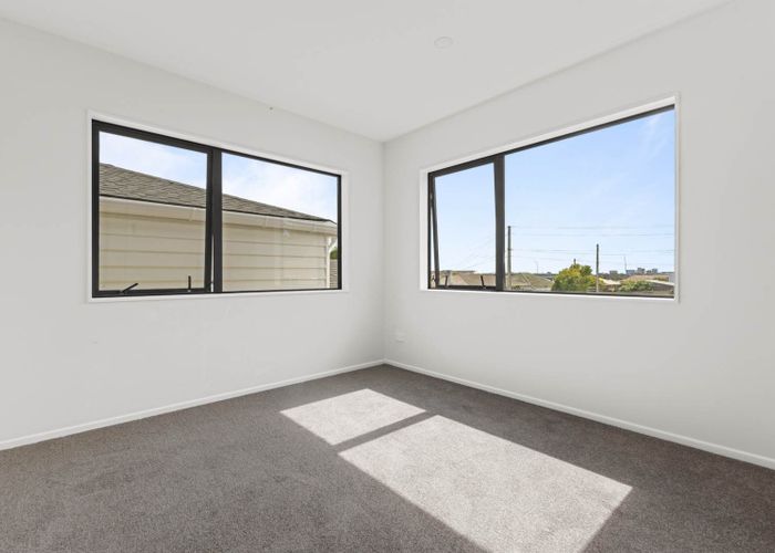  at Lot 5/ 31 Great South Road, Manurewa, Manukau City, Auckland