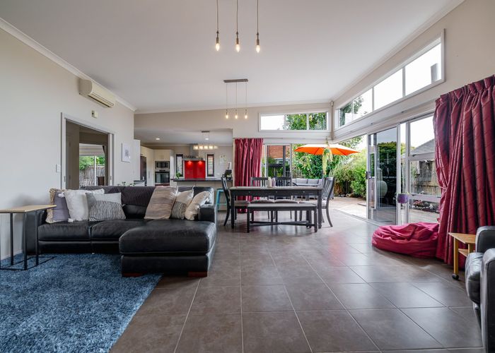  at 2 Northbrook Court, Roslyn, Palmerston North, Manawatu / Whanganui