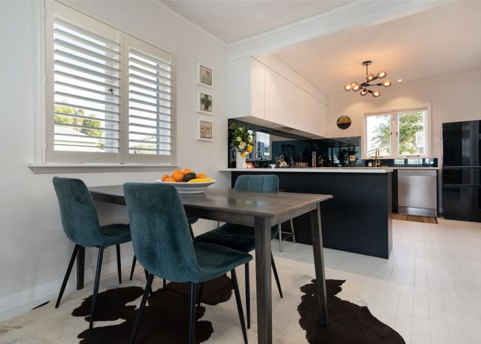  at 20 Bond Street, Hamilton East, Hamilton
