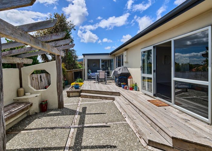  at 104 Renown Road, Raumati South, Kapiti Coast, Wellington