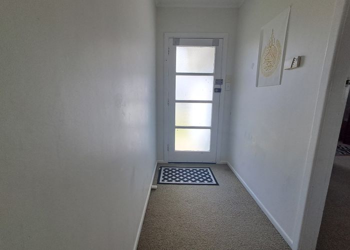  at 25 Sylvan Crescent, Te Atatu South, Waitakere City, Auckland