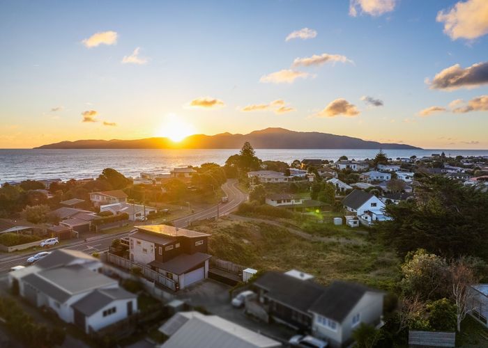  at 20B Wharemauku Road, Raumati Beach, Kapiti Coast, Wellington