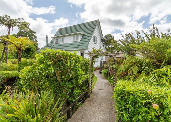  at 5 Tawhai Street, Stokes Valley, Lower Hutt, Wellington