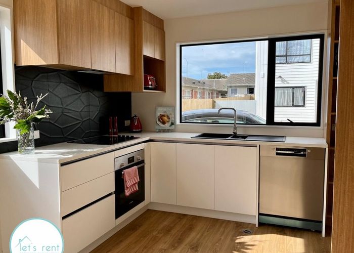  at 2/21 Margan Avenue, Papatoetoe, Manukau City, Auckland