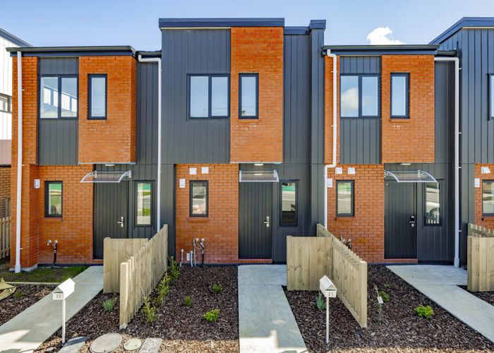  at 21 Rana Road, Flat Bush, Auckland