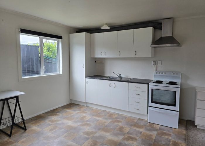  at 42A Rutherford Drive, Waikanae Beach, Kapiti Coast, Wellington