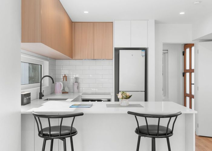  at 2/61 Waltham Road, Sydenham, Christchurch City, Canterbury