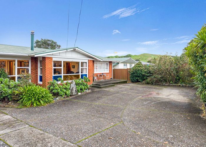  at 373 State Highway 33, Mourea, Rotorua, Bay Of Plenty