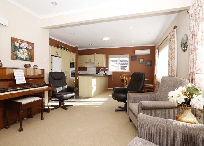  at 251 Fox Street, Hamilton East, Hamilton, Waikato