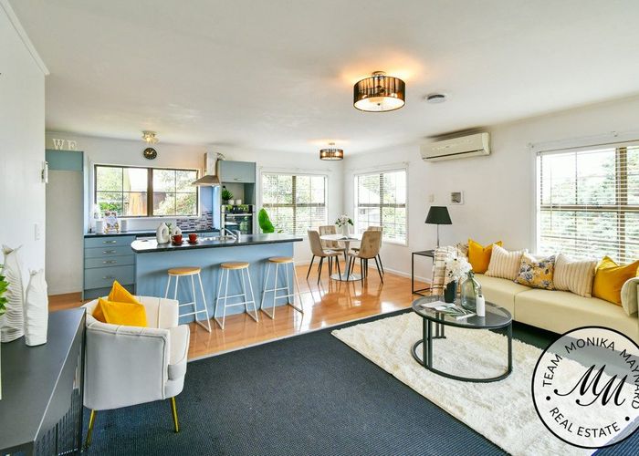  at 17 Palmetto Place, Goodwood Heights, Manukau City, Auckland