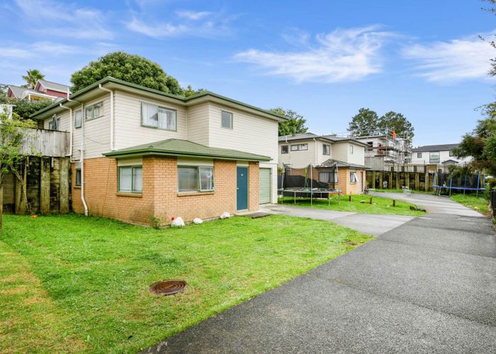  at 20 Sari Place, Massey, Auckland