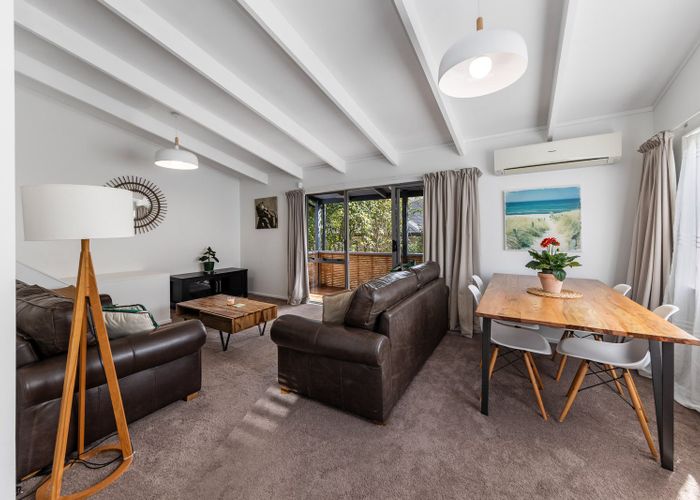  at 4/191 Titirangi Road, Titirangi, Waitakere City, Auckland