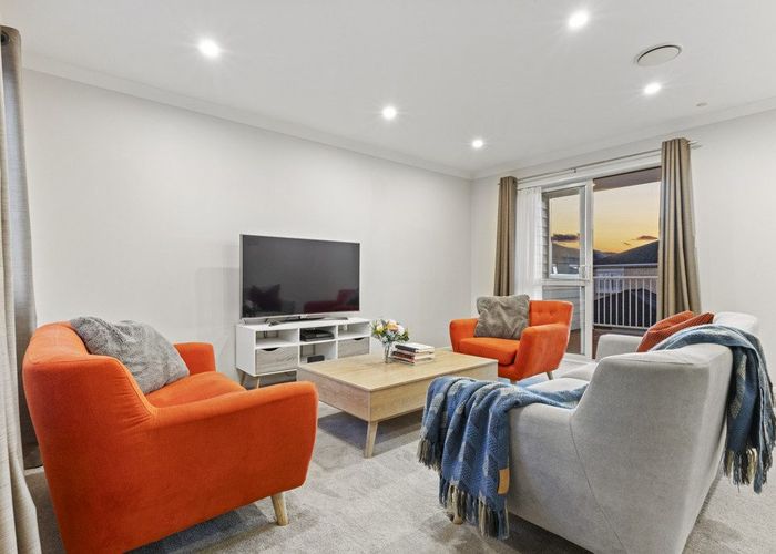  at 13 Laquinta Place, Flat Bush, Manukau City, Auckland