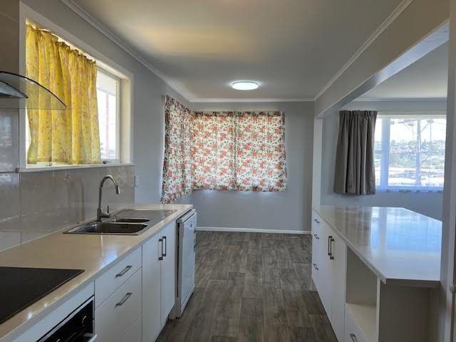  at 162 Archers Road, Glenfield, Auckland