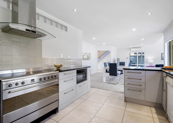  at 11 Mark Williams Place, Papakura