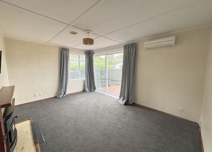  at 6 Avro Crescent, Hornby, Christchurch City, Canterbury