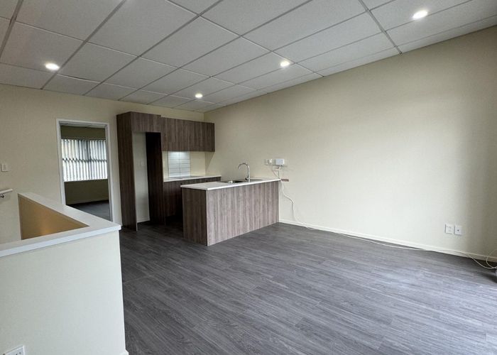  at 4/13 Laidlaw Way, East Tamaki, Manukau City, Auckland